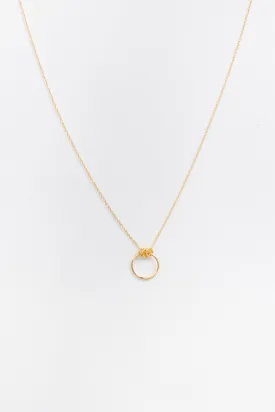 Cove Lakeside Circle Necklace