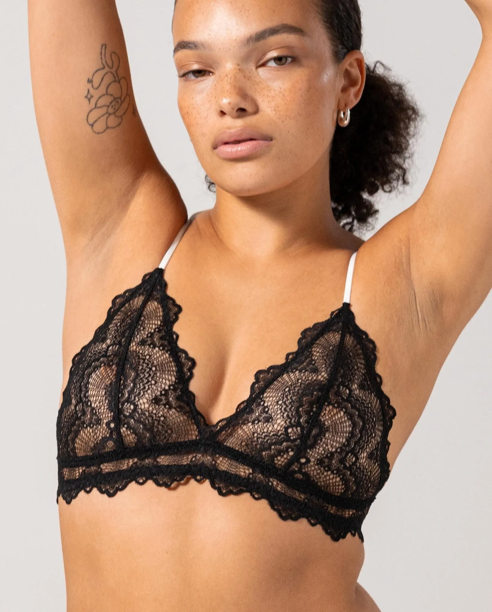 Lace Triangle Bralette Black/White